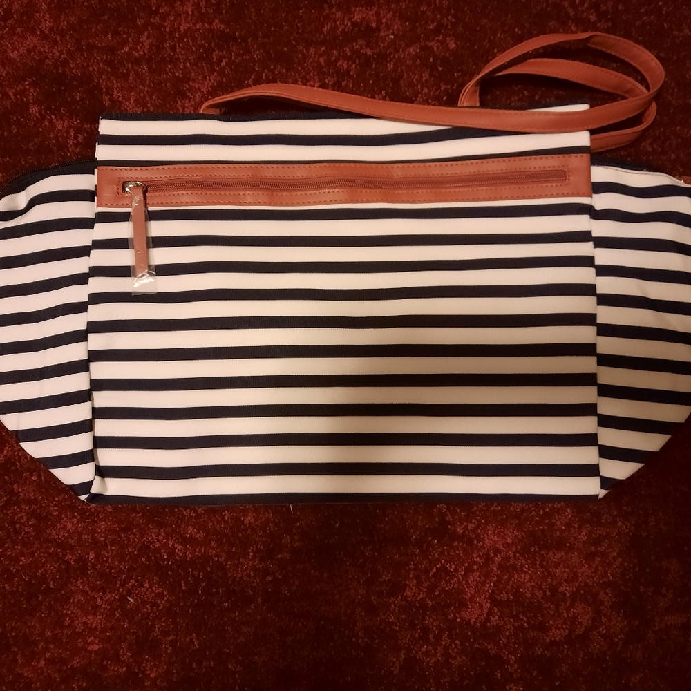 DSW Black & White Striped OVERNIGHTER Tote Bag CARRY-ON Weekender NEW